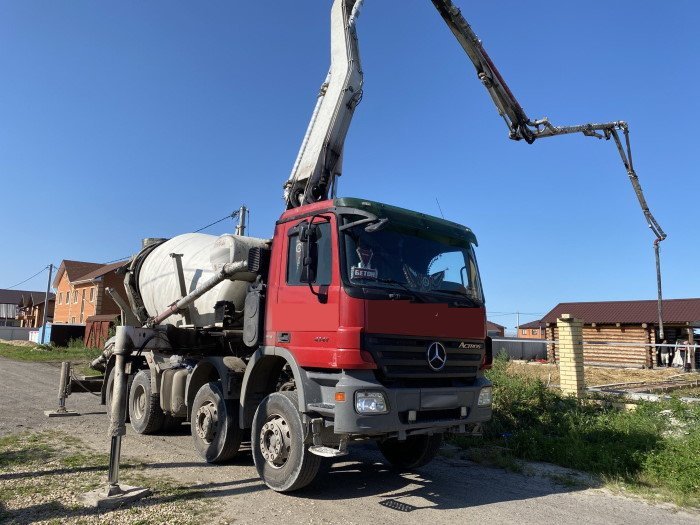 Подача бетона для заливки полов в бане в Туле